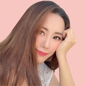 Meet your Posher, Naree